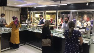 Kuyumcularda yoğunluk başladı