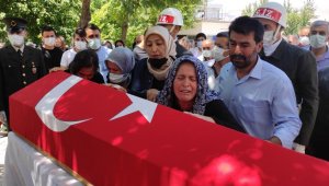 Gölette boğulan Uzman Onbaşı gözyaşları arasında defnedildi