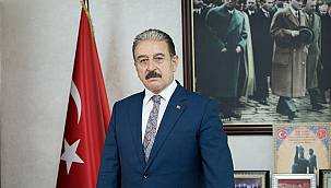 Keskin; “Ölümüne meydanlara inerek ülkesine, bayrağına, ezanına, demokrasisine sahip çıkan başka millet yoktur”