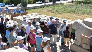 Arslantepe Höyüğü Dünya Kültür Mirası listesine girdikten sonra ilk turistleri ağırladı