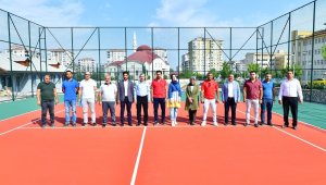 Başkan Çınar, spor tesislerini inceledi