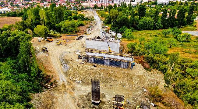 Başkan Gürkan, viyadük çalışmalarını inceledi