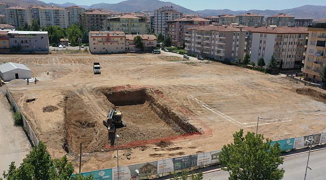 Çınar; "Depreme Dayanıklı ve Güvenilir Konutlar İnşa Ediyoruz"