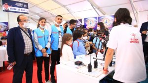 Battalgazi'nin torunları, TEKNOFEST'e hayran kaldı