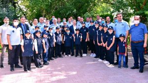 Çınar, zabıta müdürlüğü personelini ve minik zabıtaları ağırladı