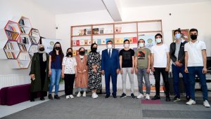 Gürkan, "İlimize gelen tüm öğrencilerimiz bizim misafirimiz"