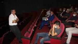 "İki Gözüm Ahmet" filmi Malatya'da gösterime girdi