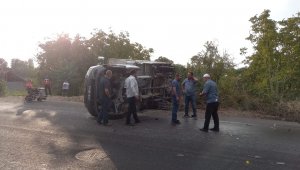 Kayganlaşan yol kaza getirdi