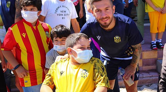 Özel çocuklar, Yeni Malatyasporlu futbolcular ile eğlenceli anlar yaşadılar