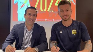 Yeni Malatyaspor Adem Büyük ile sözleşme uzattı