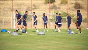 YMS 18 futbolcu transfer etti