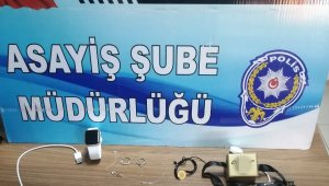 Ziynet eşyası çalan hırsız yakalandı