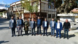 Başkan Çınar; "Sokak ve Meydanlarımızın Prestijini Artırıyoruz"
