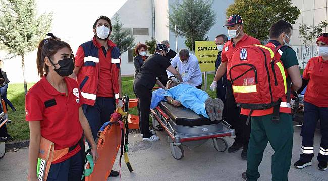 Hastanede yangın tatbikatı gerçeği aratmadı