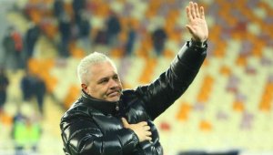 Marius Sumudica'ya sevgi seli