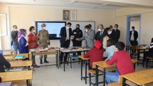 Öğrencilerin kitap talebi karşılandı