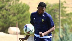 Tetteh: "Güzel bir aile ortamı yakaladık"