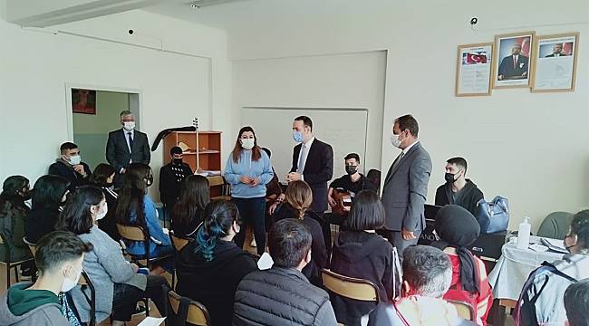 Yeşilyurt'ta liseye covid 19 denetimi