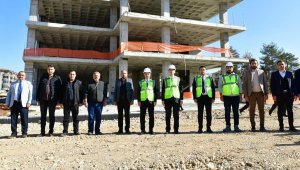 Çınar, "Yeni Belediye Hizmet Binamızın inşaatı planlandığı gibi ilerliyor"