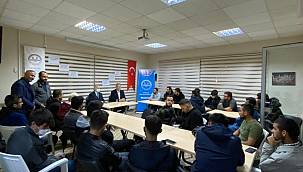 Milletvekili Çakır, gençlerle bir araya geldi