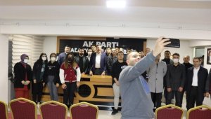 Milletvekili Tüfenkci, gençlerle bir araya geldi