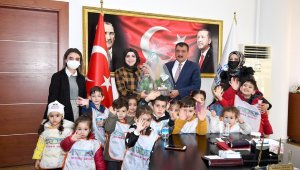 Öğretmenler Günü nedeniyle Başkan Gürkan'a ziyaretler