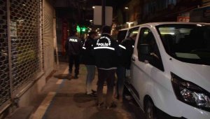 Otel işletmecesi çalışanını bacağından vurdu