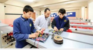 Başkan Evren, Çırak ve kalfaların artmasını bekliyoruz
