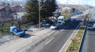 Huzur ve güven uygulamasında jandarmaya yakalandılar