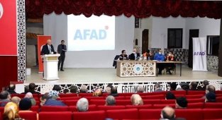Malatya'da Depremzedelere konutların anahtar teslimi törenle yapıldı