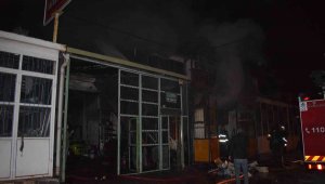 Malatya'da sanayi sitesinde korkutan yangın