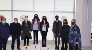 Malatya'da Satrançta dereceye girenlere madalyaları verildi