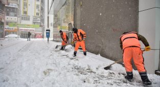 Battalgazi'de karla mücadele çalışmaları devam ediyor