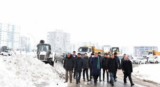 Malatya Büyükşehir ekipleri kar kaldırma çalışmalarını hızlandırdı