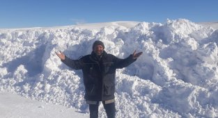 Malatya'da çiftçilerden kar sevinci