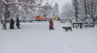 Malatya'da kar yağışı kartpostallık görüntüler oluşturdu
