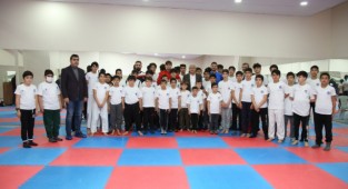 Sosyal Yaşam Merkezi, Yaz Kış Yoğun İlgi Görüyor