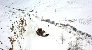 Yolda Kalan Vatandaşların İmdadına Yeşilyurt Ekipleri Yetişti