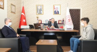 Avrupa Şampiyonası Katılan Enes Işık'tan İl Müdürü Kayhan'a Ziyaret