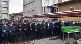 Başkan Zelyurt'un vefat eden babası defnedildi