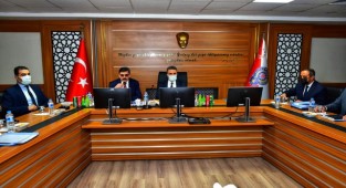 Dağdeviren çalışmalarla ilgili Vali Baruş'a bilgi verdi