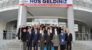 Demiröz, Yapılan Hizmetleri Görüyoruz
