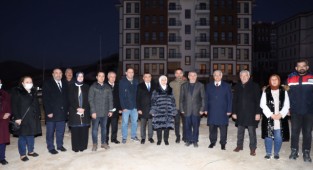 Gelincik Tepesi’ndeki Ailelere Sürpriz Ziyaret