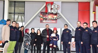 İtfaiyede sürpriz doğum günü