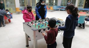 Polis hem bilgilendirdi hem eğlendirdi