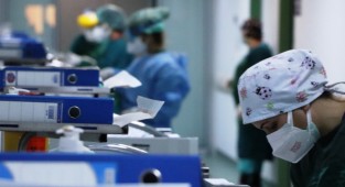 Son 24 saatte korona virüsten 233 kişi hayatını kaybetti