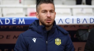 YMS'de Adem Büyük'te Gitti