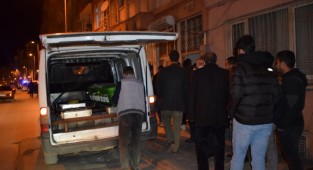 24 yaşındaki genç doğalgaz borusuna asılı bulundu