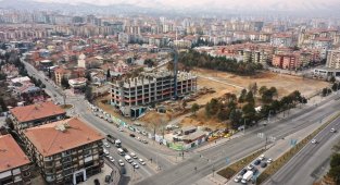 Çınar, Yeni belediye hizmet binasının inşaatını inceledi