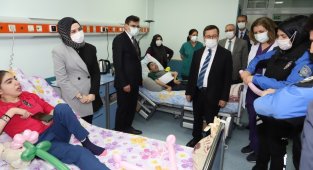 Emniyet Müdürü Dağdeviren'den Serebral Palsi hastası kardeşlere moral ziyareti